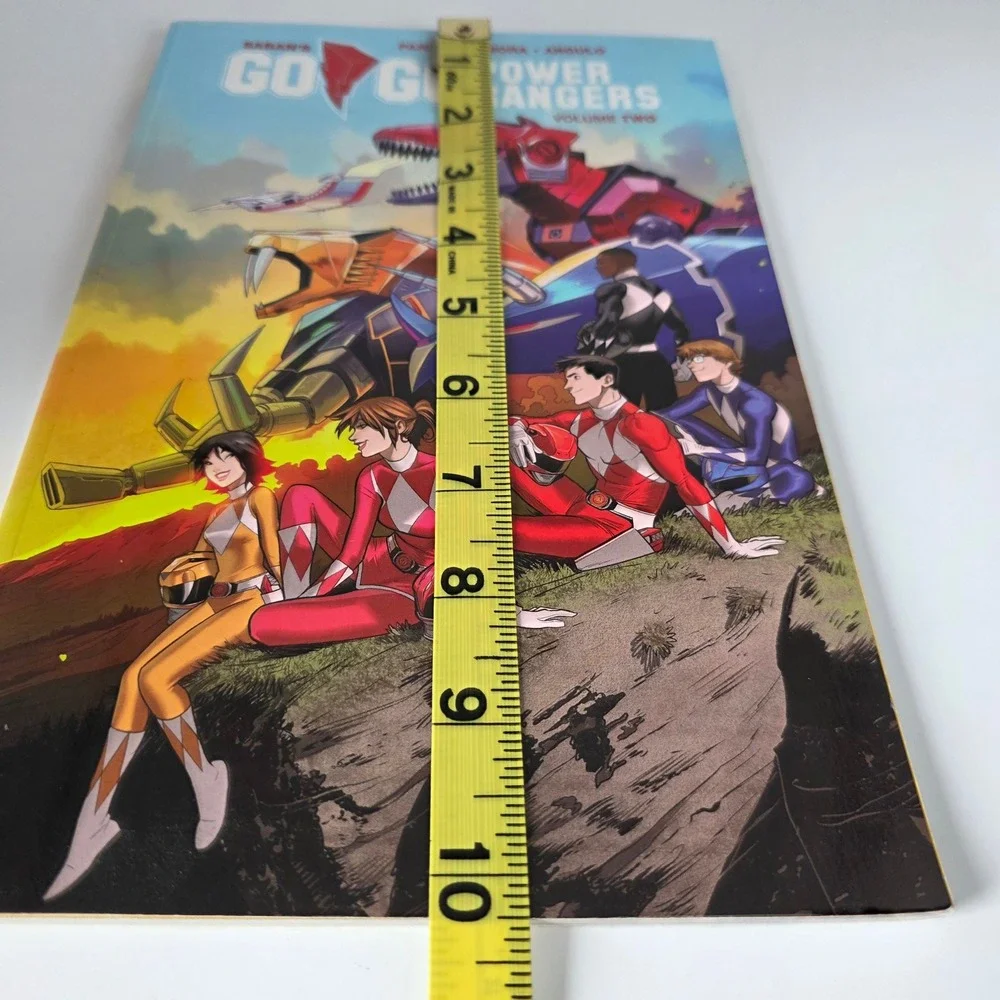 Saban's Go Go Power Rangers Volume 2 TPB Boom Studios 1st Printing Dan Mora 2018